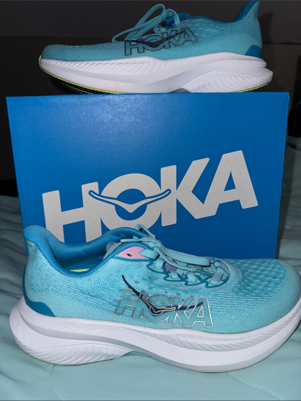 Hoka Teal/Blue Lightweight Running Sneakers